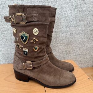 Dione Dasin Embellished Leather Boots Sz 7